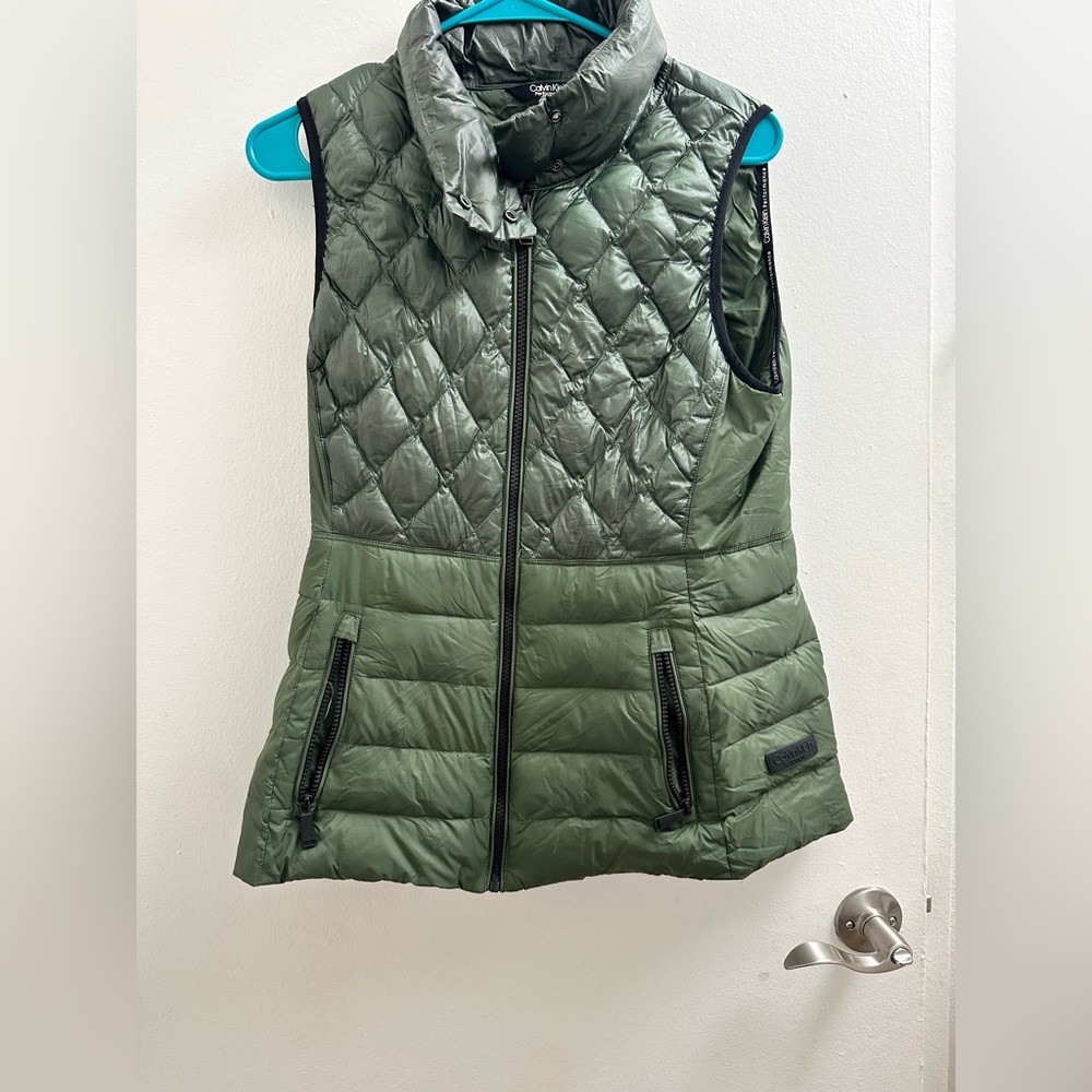 Calvin Klein, small, army green vest